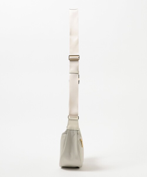 VIOLAd'ORO / ナイロン ボディーバッグ（ショルダーバッグ