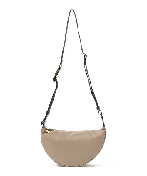 最終値下げヴィオラドーロVIOLAd’OROショルダーバッグボディバッグ VIOLAd'ORO ショルダーバッグ ヴィオラドーロ ナイロンボディ