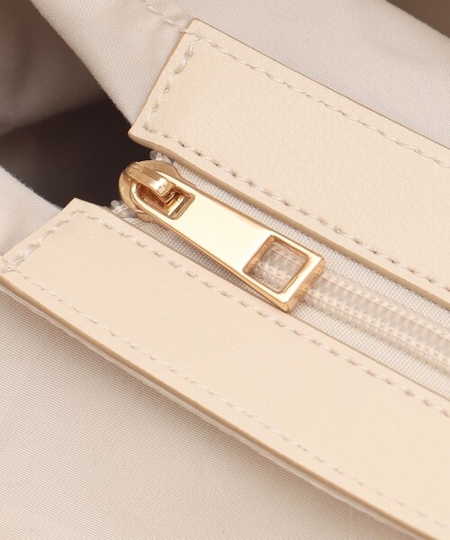 ANY SIS（エニィスィス）の「【2WAY】マルチ ショルダーバッグ（ショルダーバッグ・レディース・ブラック系/ベージュ系・2）」の13枚目の写真