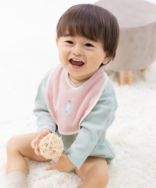 chil2(チルツー)の「刺繍入り ワッフルスタイ(スタイ/よだれかけ・キッズ・D/E/C/B/A/F・FREE)」の6枚目の写真