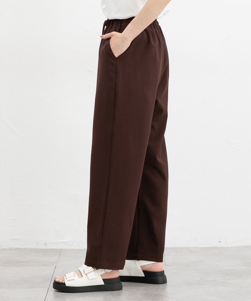 Honeys（ハニーズ）の「イージーストレートパンツ（スラックス・レディース・ネイビー/グリーン/ブラック/ライトベージュ/ブルー/ボルドー・L/LL/M/S）」の11枚目の写真