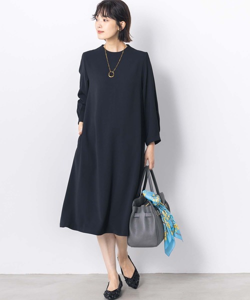 Gready Brilliant(グレディブリリアン)の「バックパールクルーネックAラインフレア(ワンピース・レディース・ブラック/イエロー系その他・FREE)」の2枚目の写真