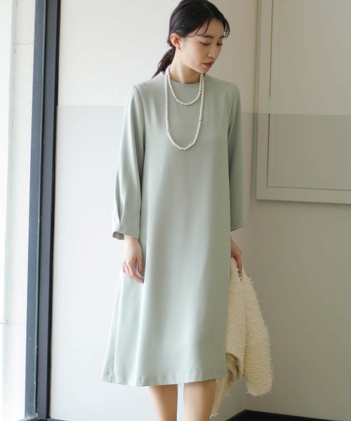 Gready Brilliant(グレディブリリアン)の「バックパールクルーネックAラインフレア(ワンピース・レディース・ブラック/イエロー系その他・FREE)」の12枚目の写真