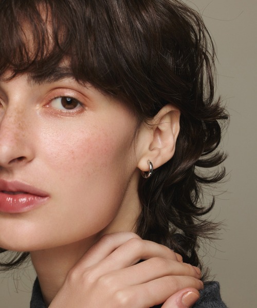 CENE（セネ）の「【CENE】セネ/ループピアス(small)（ピアス（両耳用）・レディース・シルバー/ゴールド・FREE）」の8枚目の写真