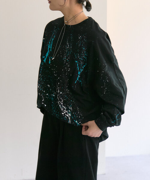 ear PAPILLONNER（イアパピヨネ）の「《綿100％》ペイントトップス/ロンT【SUM1 STYLE(スミスタイル)】（Tシャツ/カットソー・レディース・ブラック/ホワイト・FREE）」の13枚目の写真