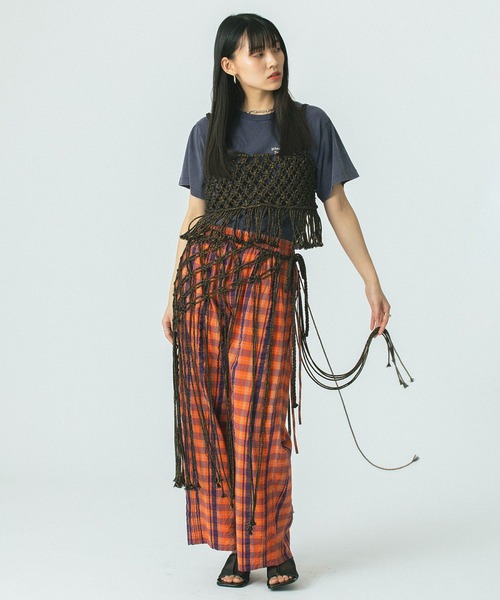 ROSE BUD(ローズバッド)の「MACRAME SKIRT(スカート・レディース・ホワイト/ブラック・ONE SIZE)」の4枚目の写真