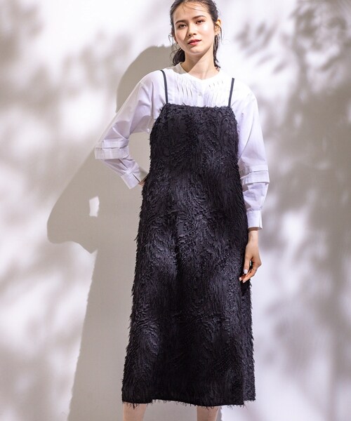 INDIVI（インディヴィ）の「【トレンド素材】シアーカットジャカード キャミワンピース（ワンピース・レディース・ライトグレー/ブラック・38/34/05/15 /13）」の16枚目の写真