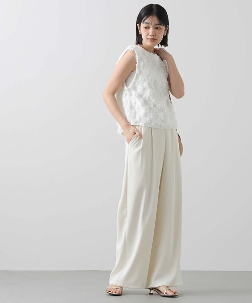 Gready Brilliant(グレディブリリアン)の「フリンジ編ボートネックベスト(ニット/セーター・レディース・ピンク/オフホワイト・FREE)」の4枚目の写真