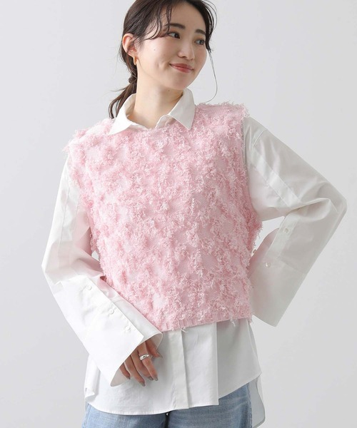 Gready Brilliant(グレディブリリアン)の「フリンジ編ボートネックベスト(ニット/セーター・レディース・ピンク/オフホワイト・FREE)」の20枚目の写真