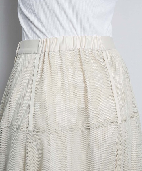 RAW FUDGE(ローファッジ)の「パニエ風メッシュスカート(スカート・レディース・ブラック/ベージュ・M)」の9枚目の写真