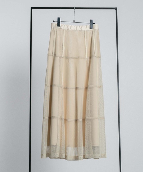 RAW FUDGE(ローファッジ)の「パニエ風メッシュスカート(スカート・レディース・ブラック/ベージュ・M)」の3枚目の写真