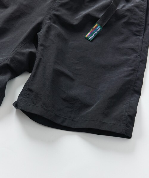 FREAK'S STORE(フリークスストア)の「限定展開 クライミング ナイロン イージー ショーツ(その他パンツ・メンズ・ベージュ/ブラック系その他2/グレー系その他/ブラック系その他/チャコールグレー/オリーブ/ブラック/カモフラージュ/パープル/レオパード・SMALL/LARGE/MEDIUM)」の16枚目の写真