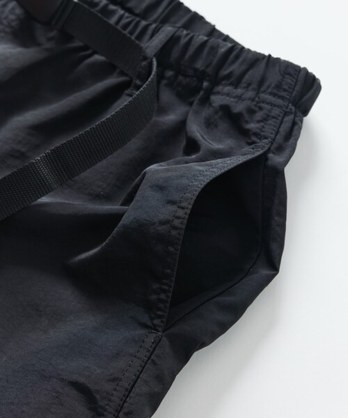 FREAK'S STORE(フリークスストア)の「限定展開 クライミング ナイロン イージー ショーツ(その他パンツ・メンズ・ベージュ/ブラック系その他2/グレー系その他/ブラック系その他/チャコールグレー/オリーブ/ブラック/カモフラージュ/パープル/レオパード・SMALL/LARGE/MEDIUM)」の17枚目の写真