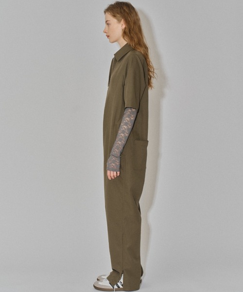 yae(ヤエ)の「Short sleeve jumpsuit / ショートスリーブジャンプスーツ(つなぎ/オールインワン・レディース・ブラック/カーキ・38/36/34)」の9枚目の写真