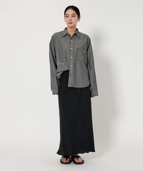 BEAUTY&YOUTH別注＜THRIFTY LOOK＞エンブロイダリー シャツ 1600025S1001_m1_a015.jpg