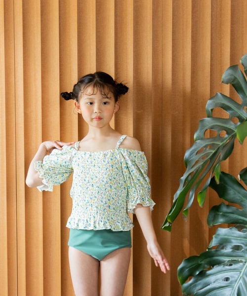 LOWRYS FARM(ローリーズファーム)の「シャーリングパフSWIM 323896(水着・キッズ・ピンク/グリーン/ブラック・130cm/120cm/110cm)」の1枚目の写真