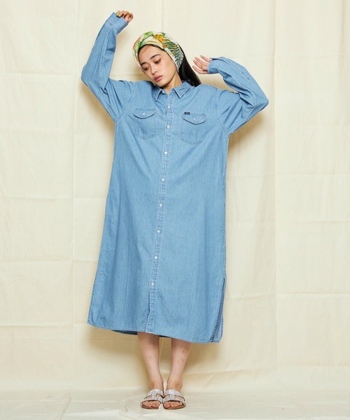 Lee(リー)の「Lee/リー DUNGAREES ワークデニムシャツドレス/ルーズシルエット/シャツワンピース/デニムワンピース/デニムシャツ(シャツワンピース・レディース・ブルー/ライトインディゴブルー・MEDIUM)」の20枚目の写真