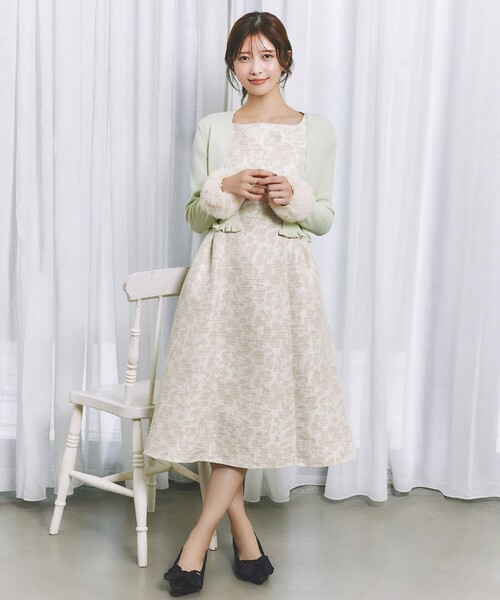 TOCCA(トッカ)の「RIBBON KNOT PUMPS パンプス(パンプス・レディース・ブラック系/ライトグレー系・39/38/37/36/35)」の11枚目の写真