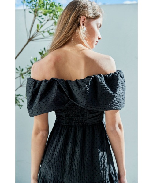 Estella.K(エステラケー)の「Fiona Long Dress オフショルドットケープドレス(ワンピース・レディース・ブラック/ホワイト・FREE)」の16枚目の写真