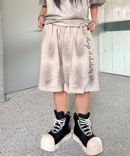 KTZ 名作　完売品　総柄 スウェット サルエルパンツ ハーフパンツ モノトーン レタリングスウェットハーフパンツ（スウェットパンツ）｜KsG