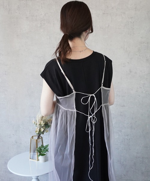 SELECT LEVERY(セレクトリベリー)の「チュール2WAYキャミワンピース(ワンピース・レディース・ベージュ/チャコールグレー/アイボリー・FREE)」の16枚目の写真