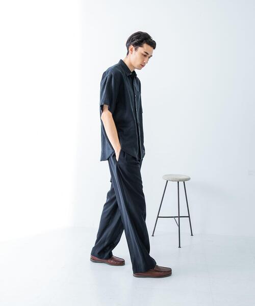 URBAN RESEARCH(アーバンリサーチ)の「LINEN SHORT-SLEEVE SHIRTS(シャツ/ブラウス・メンズ・ブルー系その他/ホワイト/ブラウン/ブルー・SMALL/MEDIUM/LARGE)」の6枚目の写真