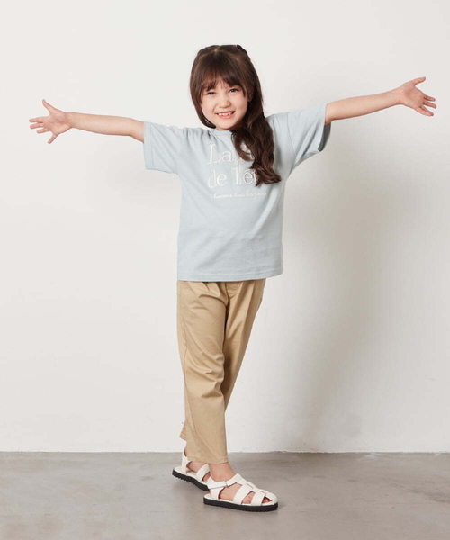 a.v.v（アーヴェヴェ）の「【接触冷感/ジメジメ対策/毛玉になりにくい/安心の綿100％/イージーケア】[100-130]ロゴ刺繍ゆるTシャツ（Tシャツ/カットソー・キッズ・ブラック/ホワイト/ライトピンク/ミント・100/110/120/130）」の18枚目の写真