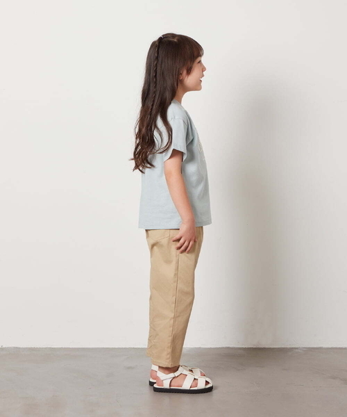 a.v.v（アーヴェヴェ）の「【接触冷感/ジメジメ対策/毛玉になりにくい/安心の綿100％/イージーケア】[100-130]ロゴ刺繍ゆるTシャツ（Tシャツ/カットソー・キッズ・ブラック/ホワイト/ライトピンク/ミント・100/110/120/130）」の19枚目の写真