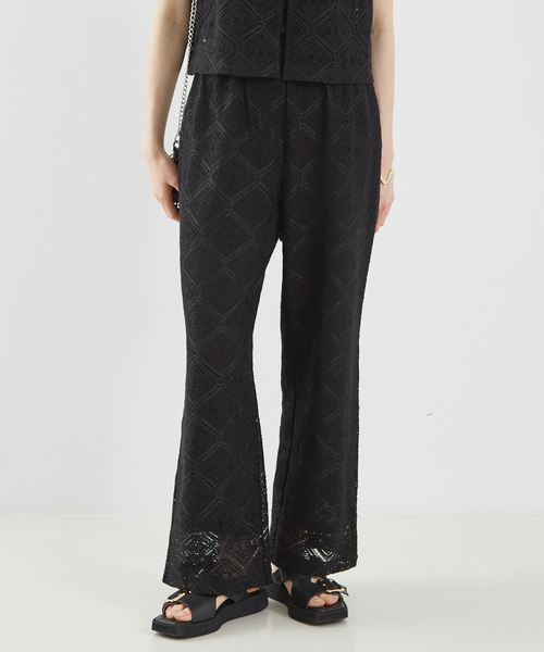 abahouse mavie(アバハウスマヴィ)の「【セットアップ対応】レースイージーストレートパンツ(その他パンツ・レディース・オフホワイト/ブラック・フリー)」の1枚目の写真