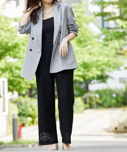 abahouse mavie(アバハウスマヴィ)の「【セットアップ対応】レースイージーストレートパンツ(その他パンツ・レディース・オフホワイト/ブラック・フリー)」の5枚目の写真