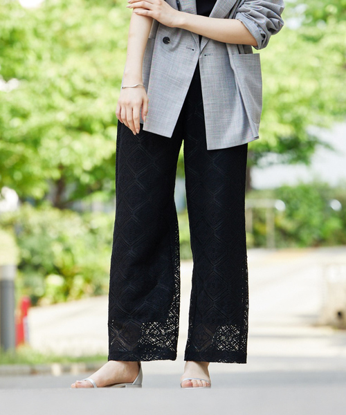 abahouse mavie(アバハウスマヴィ)の「【セットアップ対応】レースイージーストレートパンツ(その他パンツ・レディース・オフホワイト/ブラック・フリー)」の6枚目の写真