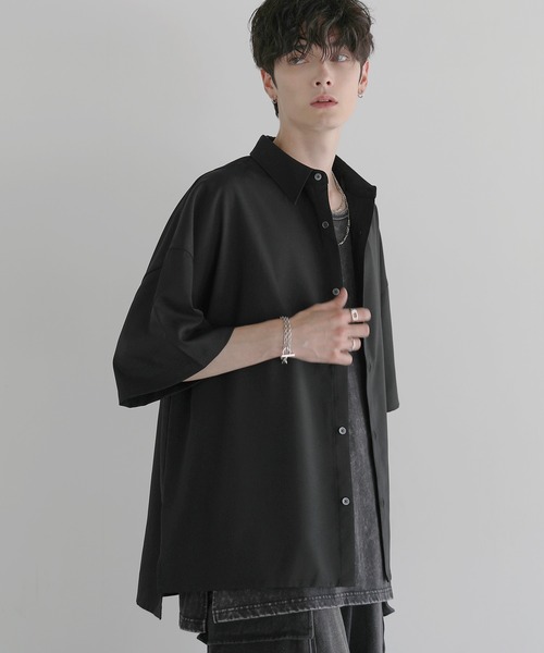 LILL(リル)の「【防シワ】リラクシング半袖レギュラーシャツ(シャツ/ブラウス・メンズ・チャコール/ホワイト/ブラック/ワイン・S/M/L/XL)」の7枚目の写真