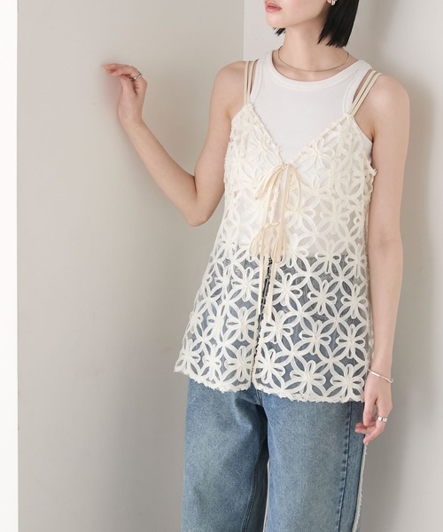 forksy.（フォルクシー）の「【forksy.】コードフラワーキャミソール