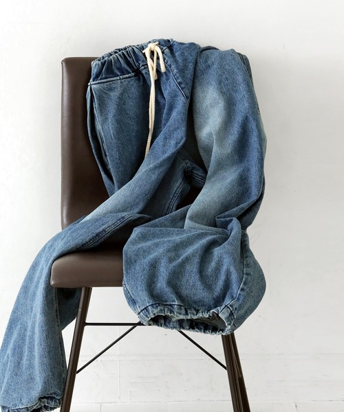 antiqua（アンティカ）の「裾ドロストデザインデニムバルーンパンツ（デニムパンツ・レディース・ブルー系その他・ONESIZE）」の17枚目の写真