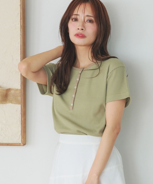 mysty woman（ミスティウーマン）の「［追加1］【WEB限定】無地＆ボーダー/ヘンリーネック半袖Tシャツ  499729（Tシャツ/カットソー・レディース・ブラック/ネイビー/ブラウン/グレー/オフホワイト/カーキ/ピンク/ホワイト系その他・FREE）」の13枚目の写真