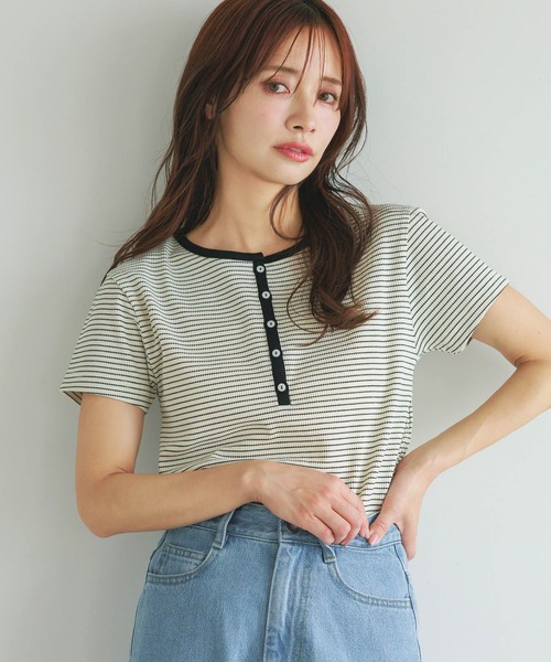 mysty woman（ミスティウーマン）の「［追加1］【WEB限定】無地＆ボーダー/ヘンリーネック半袖Tシャツ  499729（Tシャツ/カットソー・レディース・ブラック/ネイビー/ブラウン/グレー/オフホワイト/カーキ/ピンク/ホワイト系その他・FREE）」の21枚目の写真