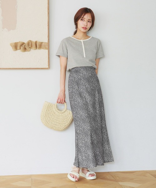 mysty woman（ミスティウーマン）の「［追加1］【WEB限定】無地＆ボーダー/ヘンリーネック半袖Tシャツ  499729（Tシャツ/カットソー・レディース・ブラック/ネイビー/ブラウン/グレー/オフホワイト/カーキ/ピンク/ホワイト系その他・FREE）」の17枚目の写真