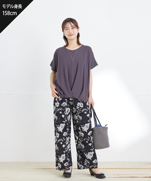 Tiaclasse(ティアクラッセ)の「アソートプリントワイドパンツ(その他パンツ・レディース・ブラック/グレイッシュベージュ/ネイビー・S/M/L)」の7枚目の写真