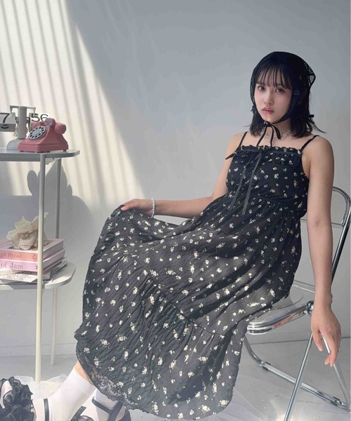 AS KNOW AS plus(アズノゥアズプラス)の「●フリルレース ティアードキャミワンピース(ワンピース・レディース・オフホワイト/ブラック/ブラック系/ホワイト系/ホワイト系1/ネイビー系・FREE)」の5枚目の写真