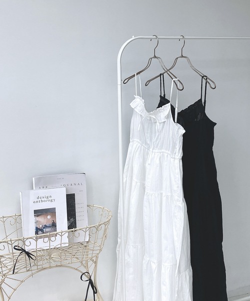 AS KNOW AS plus（アズノゥアズプラス）の「●フリルレース ティアードキャミワンピース（ワンピース・レディース・オフホワイト/ブラック・FREE）」の19枚目の写真