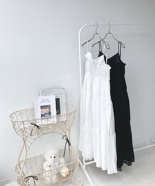 AS KNOW AS plus（アズノゥアズプラス）の「●フリルレース ティアードキャミワンピース（ワンピース・レディース・オフホワイト/ブラック・FREE）」の20枚目の写真