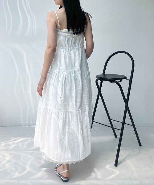 AS KNOW AS plus（アズノゥアズプラス）の「●フリルレース ティアードキャミワンピース（ワンピース・レディース・オフホワイト/ブラック・FREE）」の17枚目の写真