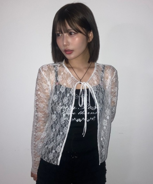 .KOM(ドットコム)の「A'GEM/9 × .kom 『.KOM/ドットケーオーエム』 レースボレロ(カーディガン/ボレロ・レディース・アイボリー/ブラック・FREE)」の1枚目の写真