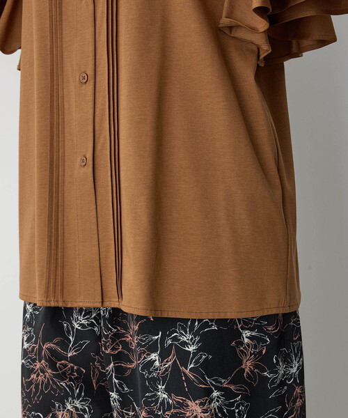 LE SOUK HOLIDAY(ルスークホリデー)の「2025年春夏【接触冷感】EASY ELEGANCEフリルブラウス(Tシャツ/カットソー・レディース・オフホワイト/ブラック/ブラウン・L/M)」の13枚目の写真
