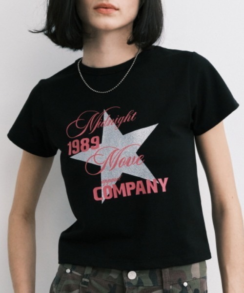 Midnight Move（ミッドナイトムーブ）の「A'GEM/9 × .kom 『MIDNIGHT MOVE/ミッドナイトムーブ』 STAR T-SHIRT/スター半袖Tシャツ（Tシャツ/カットソー・レディース・ブラック/オフホワイト・FREE）」の3枚目の写真