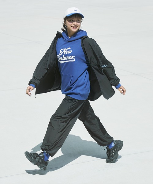 NEW BALANCE(ニューバランス)の「NB Grey テーパードパンツ(スウェットパンツ・レディース・ブラック・LARGE/MEDIUM/SMALL)」の14枚目の写真