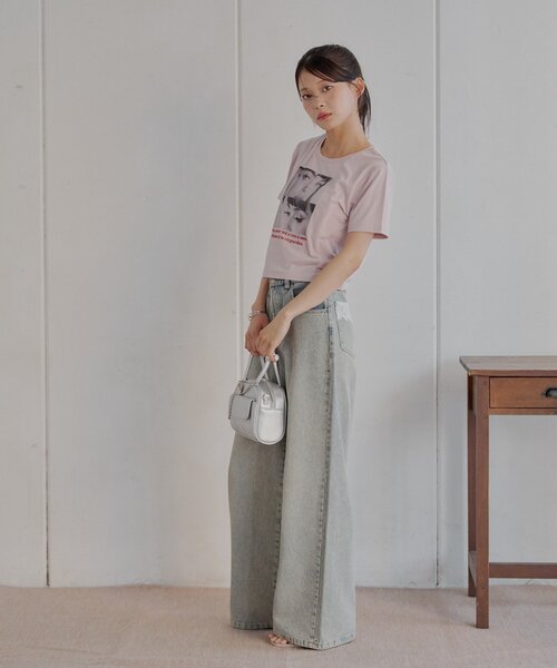 Chico（チコ）の「フォトチビT（Tシャツ/カットソー・レディース・ベージュ/ピンク/ホワイト/ブラック・FREE）」の19枚目の写真