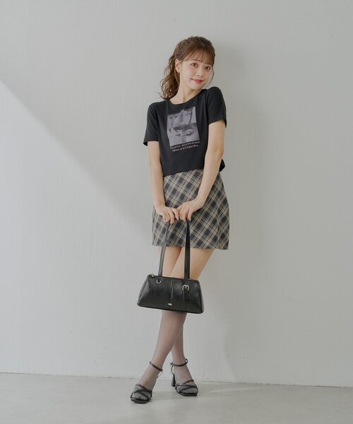 Chico（チコ）の「フォトチビT（Tシャツ/カットソー・レディース・ベージュ/ピンク/ホワイト/ブラック・FREE）」の21枚目の写真