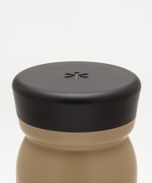 Snow Peak（スノーピーク）の「Snow Peak / ステンレス真空ボトルタイプＭ500　水筒 サンド（グラス/マグカップ/タンブラー・メンズ・サンドベージュ・ONE SIZE）」の4枚目の写真