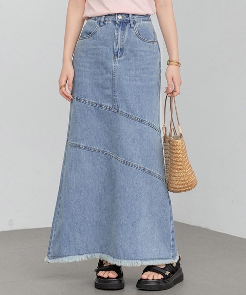 DAY CLOSET（デイ クローゼット）の「【大きいサイズ有】程よいくびれライン。斜め切り替え×フリンジデニムマーメイドスカート  レディース（デニムスカート・レディース・ライトブルー/ブルー/グレー/ブラック・S/M/L/XL）」の4枚目の写真